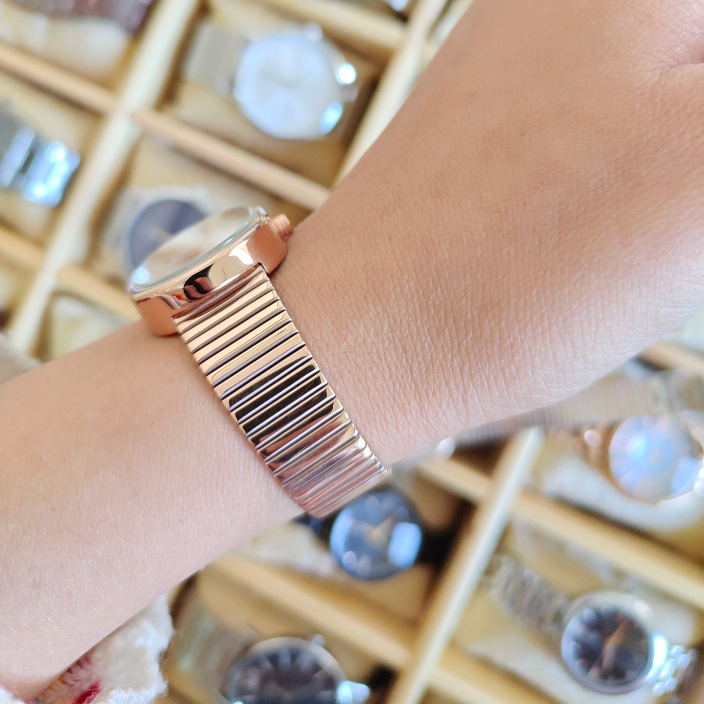 Modern style oval watch with BABY PINK MOP dial and full rose gold chain self adjustable watch