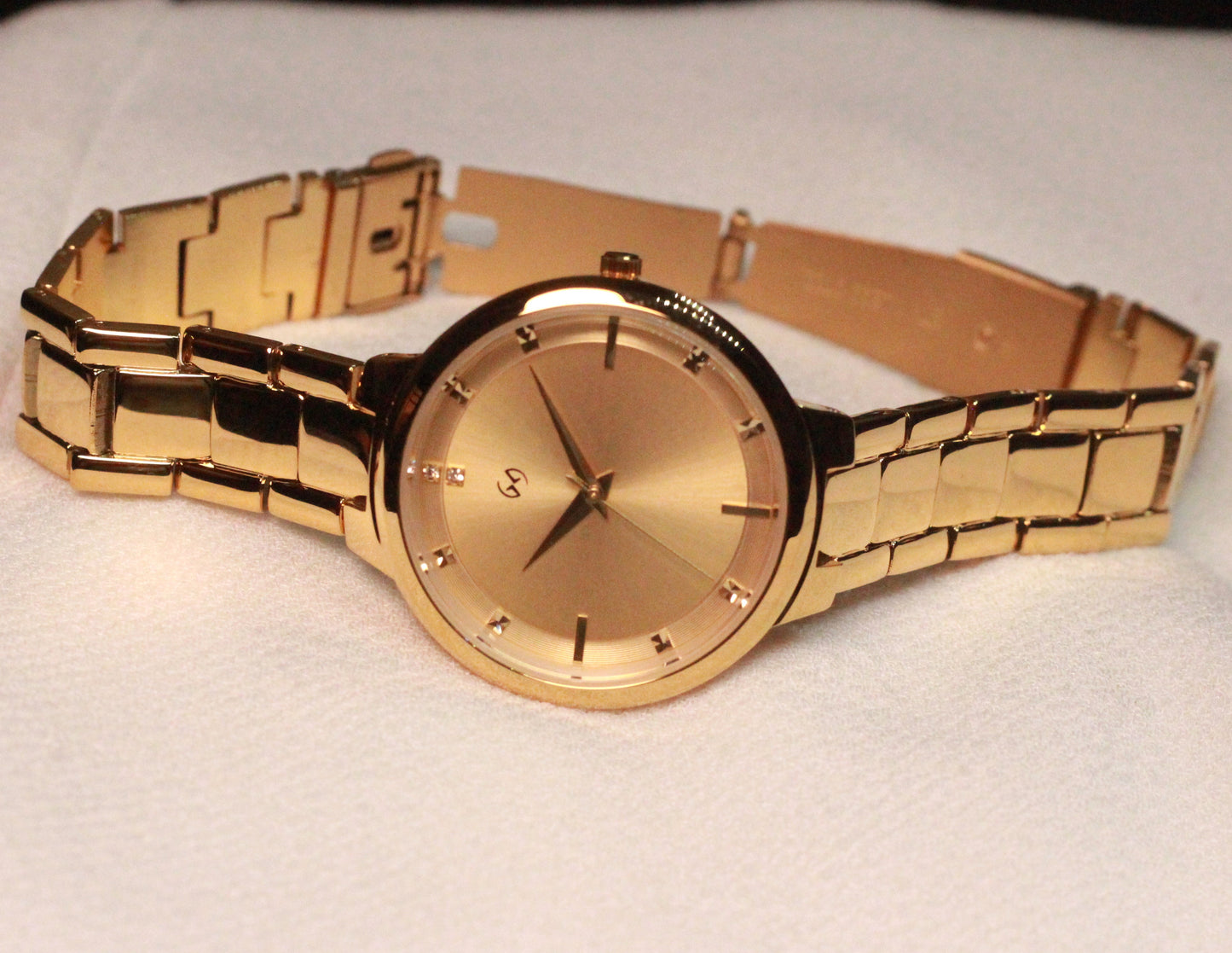 super unique and trending full gold watch with large case and super elegant dial with diamond index