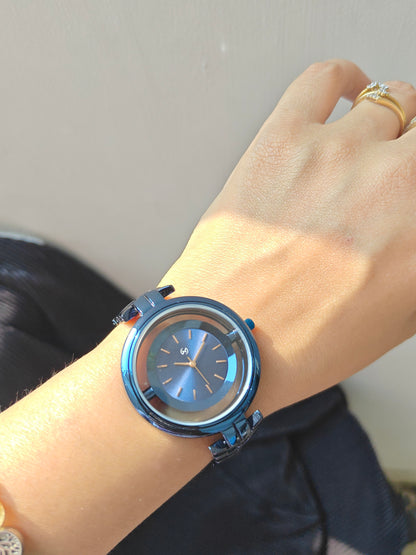 Designer and heavy look full blue watch with transparent outer ring