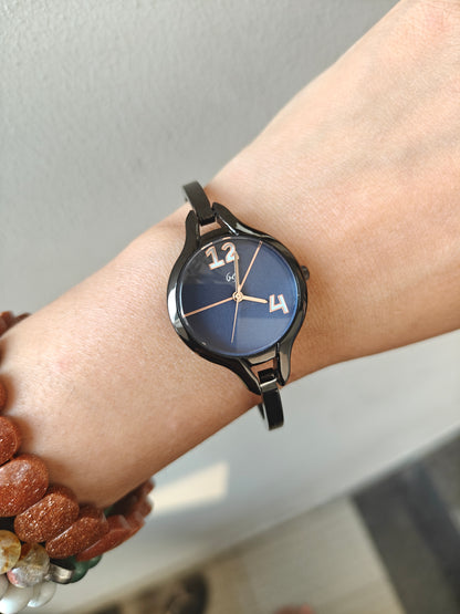 Stylish Rose Blue Kada Watch for Women – Modern, Elegant & Comfortable