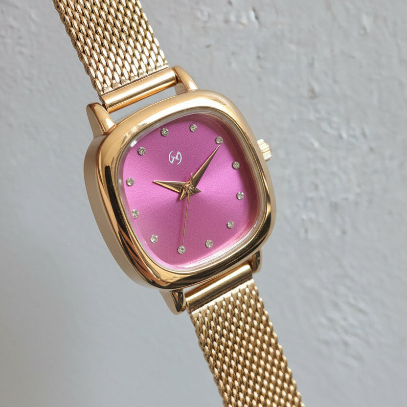ROSE GOLD BEAUTY DESIGNED TO TURN HEADS EVERY DAY