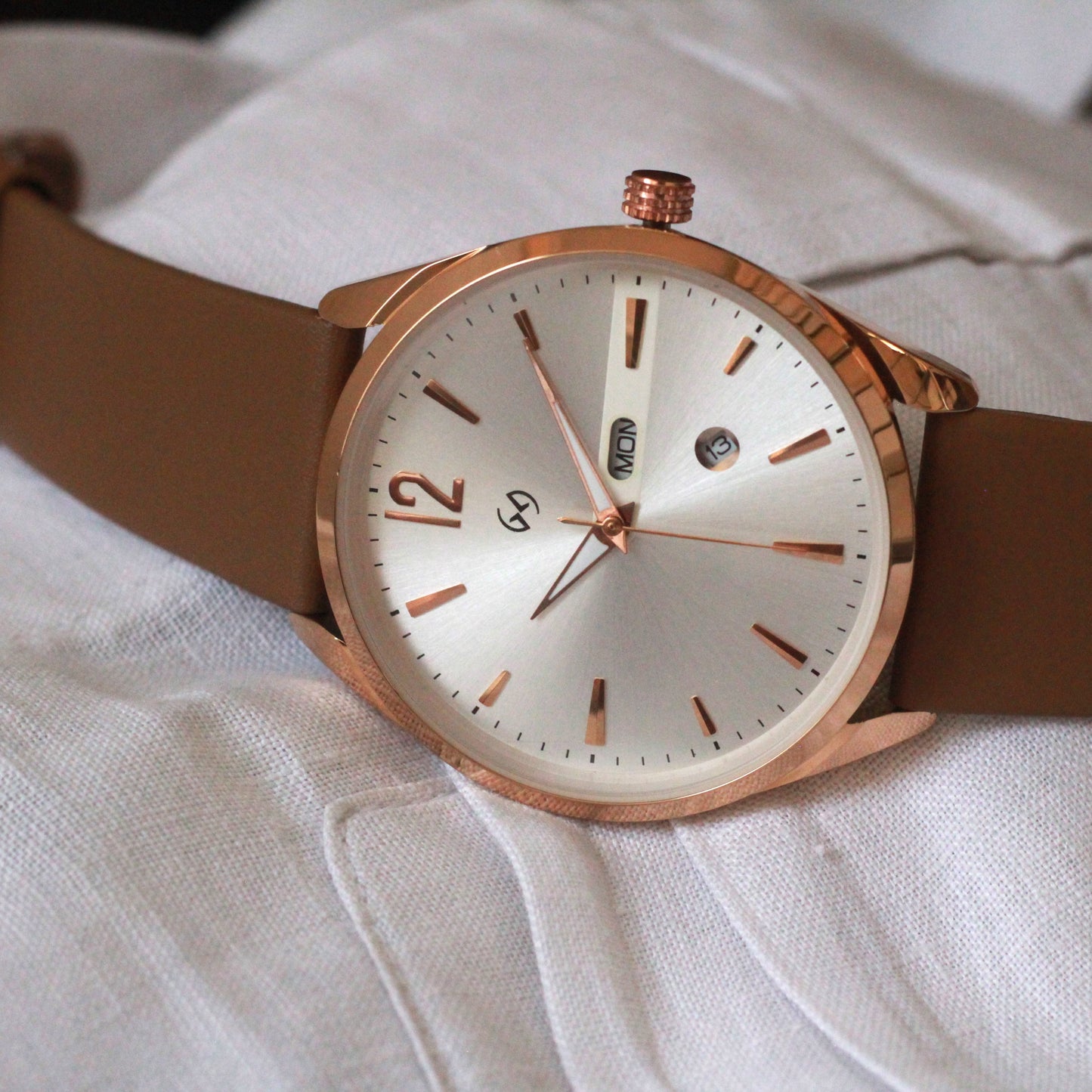 Rose gold formal watch for men with pearl white dial and Tan brown strap :day and date