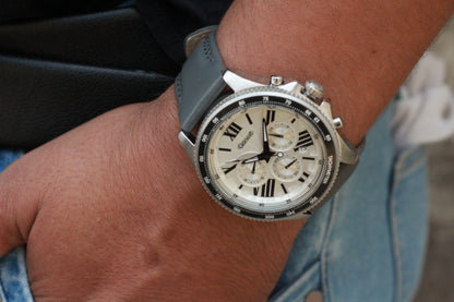 Men chronograph watch grey padded strap and silver dial functions included : tachymete