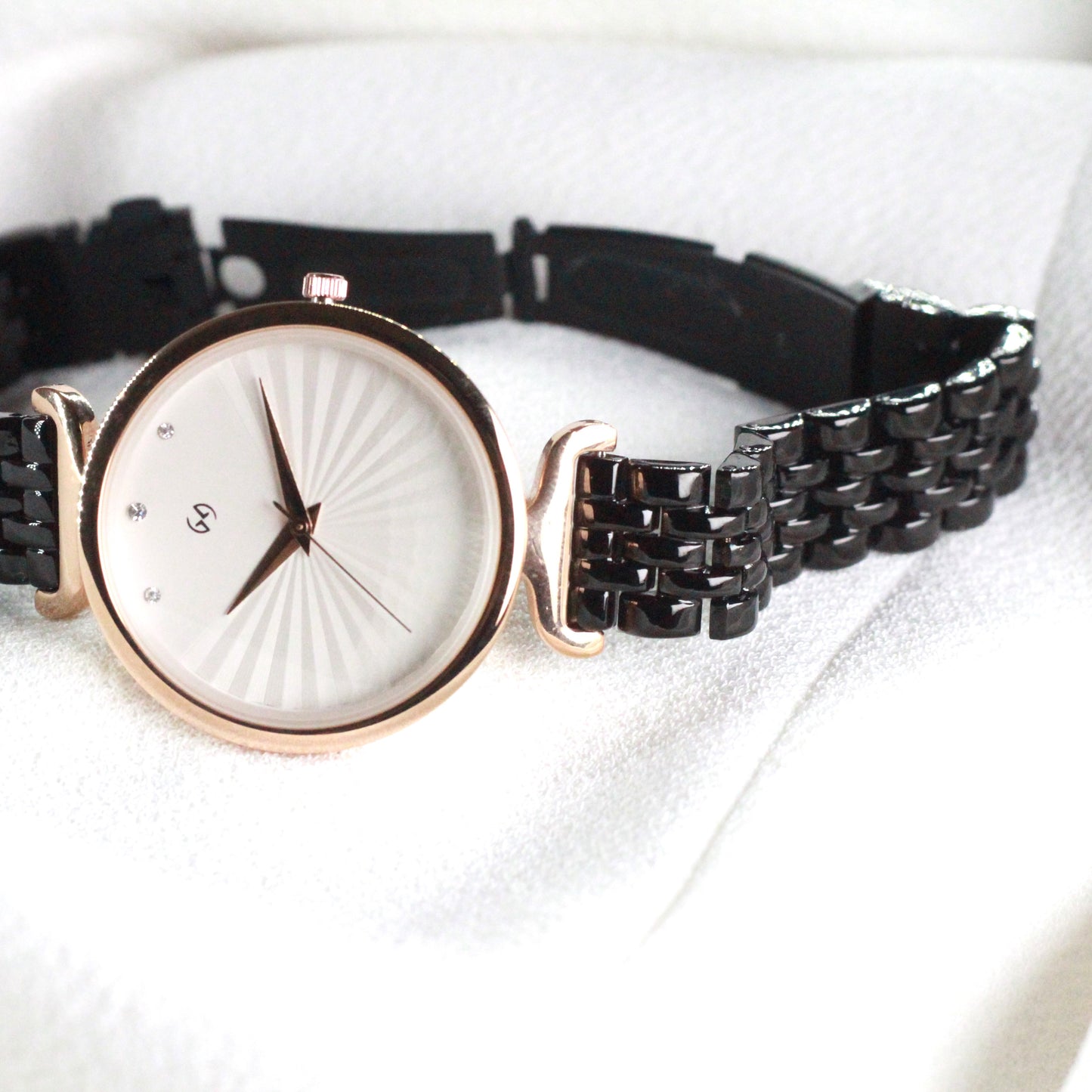 Trending rose black watch interlocking 5 link sleek chain with sun ray rose dial