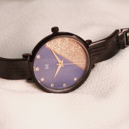 Dual tone shimmering blue dial with black bangle perfect for daily and party wear