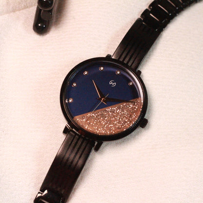 Dual tone shimmering blue dial with black bangle perfect for daily and party wear